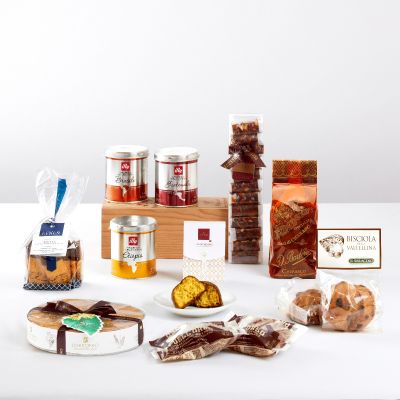 "Pausa Caffè"- Gift box with Arabica coffee, chocolates, Cortemilia hazelnut cake