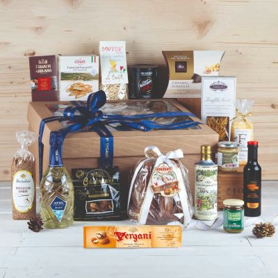 "Prezioso" - Christmas Gift box with Pandoro, Nougat, Trofie, Genoese Pesto