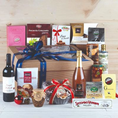 'Pregiato' - Christmas gift hamper with panettone, nougat, dried mushrooms