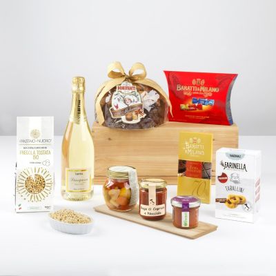 "Dolcezza di Natale" - Weihnachtsgeschenkbox mit Mailänder Panettone, Nudeln, Soßen
