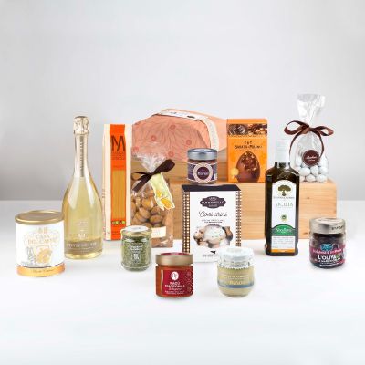 "Pasqua Top" - Gastronomischer Osterkorb mit Fiasconaro Colomba