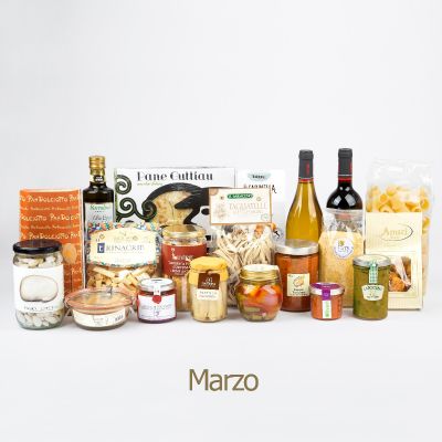 "DispensaBox Marzo, Aprile, Maggio" - Box Dispensa gastronomico prodotti tipici in abbonamento trimestrale