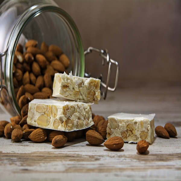 Torrone artigianale tipico
